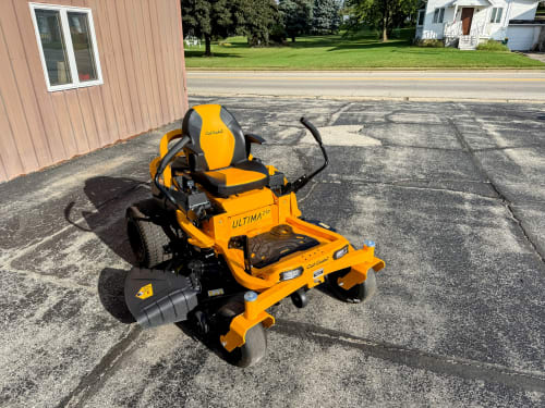 Additional Image for 2025 New Cub Cadet ZT2 54" Fab