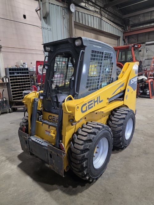 Used Gehl 5240 Power 2