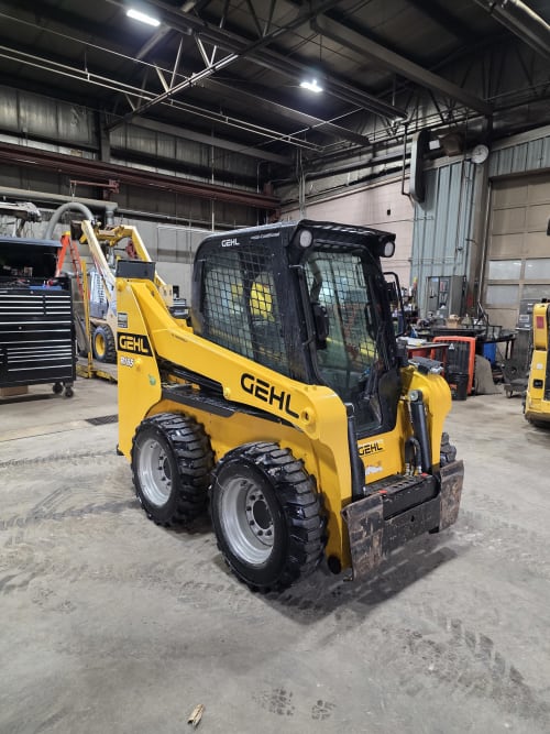 Additional Image for 2019 Gehl R165