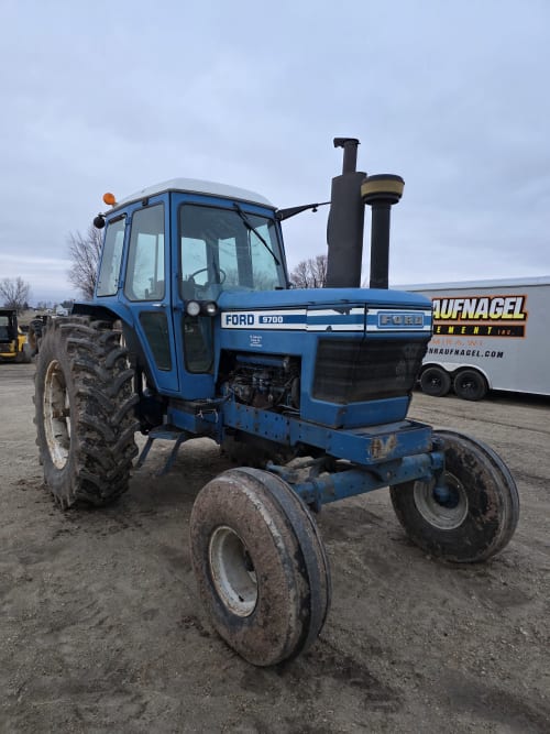 Additional Image for Ford 9700 2 Wheel Drive Tractor