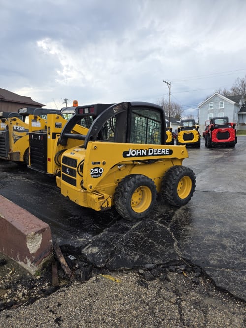 Additional Image for 2006 John Deere 250 Series 2 One Owner / Low Hours