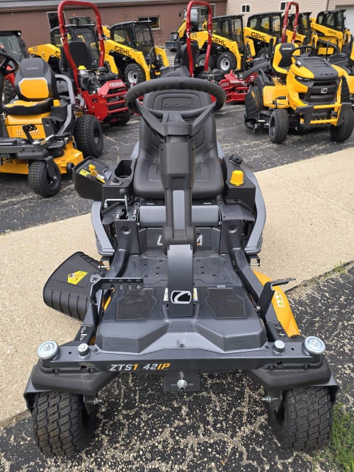 Additional Image for ZTS1 42IP Cub Cadet