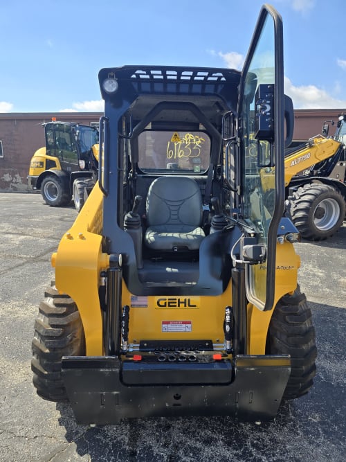Additional Image for Gehl R165 Skidloader
