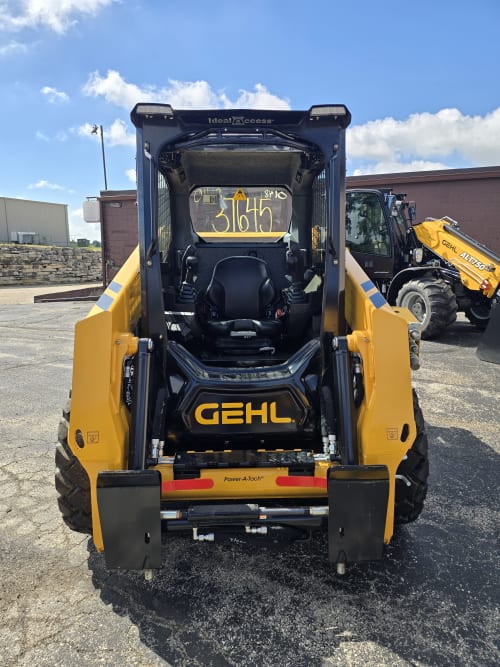 Additional Image for Gehl V210 Skidloader
