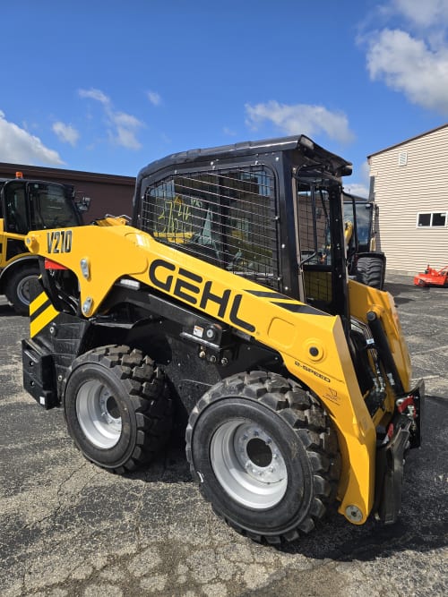 Additional Image for Gehl V210 Skidloader