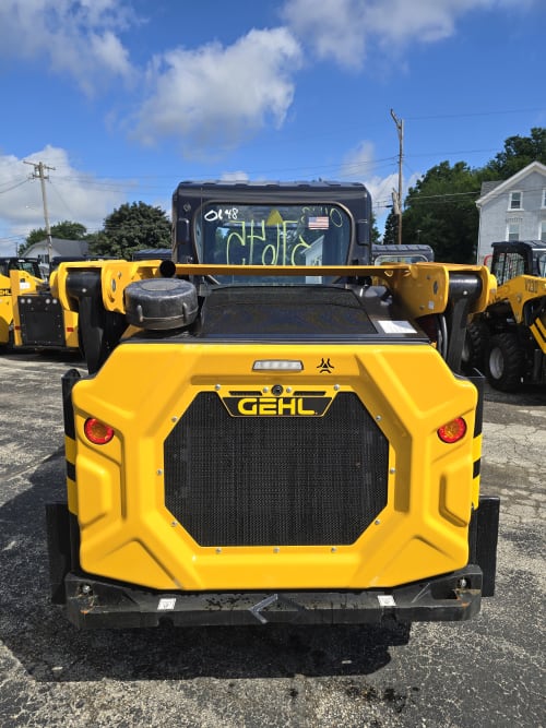 Additional Image for Gehl V210 Skidloader