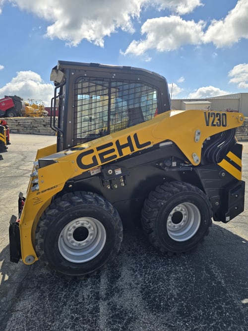 Gehl V230 Skidloader