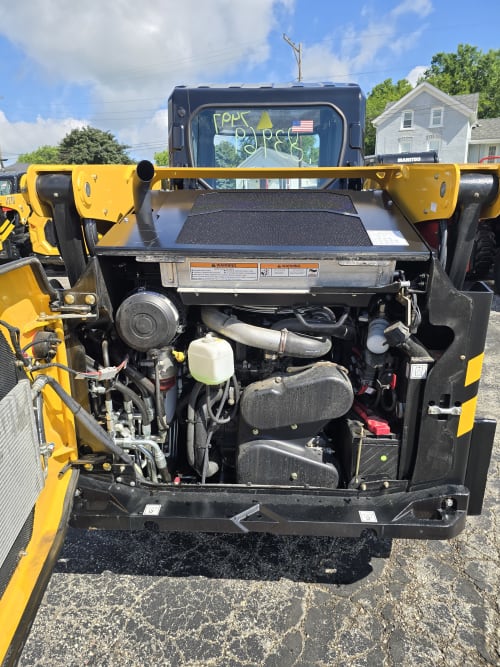 Additional Image for Gehl V275 Skidloader