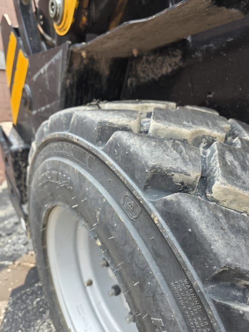 Additional Image for 2024 Gehl V230 Skidloader