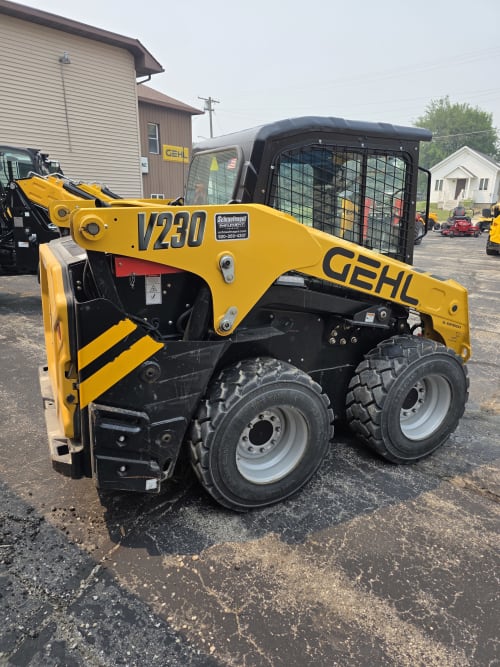 Additional Image for 2024 Gehl V230 Skidloader