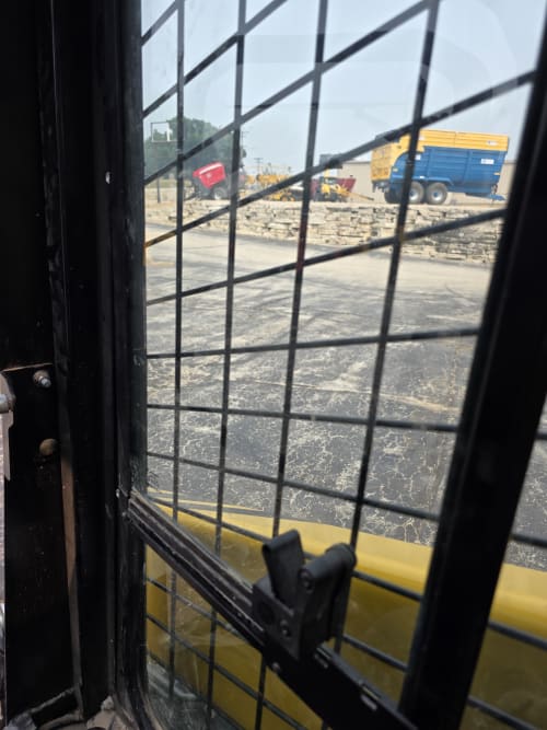Additional Image for 2024 Gehl V230 Skidloader