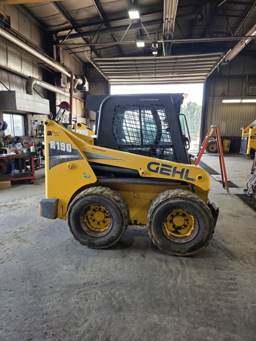 2019 Gehl R190