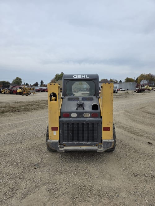 Additional Image for 2005 Gehl 4640