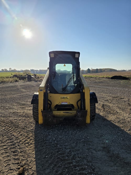 Additional Image for 2020 Gehl R220