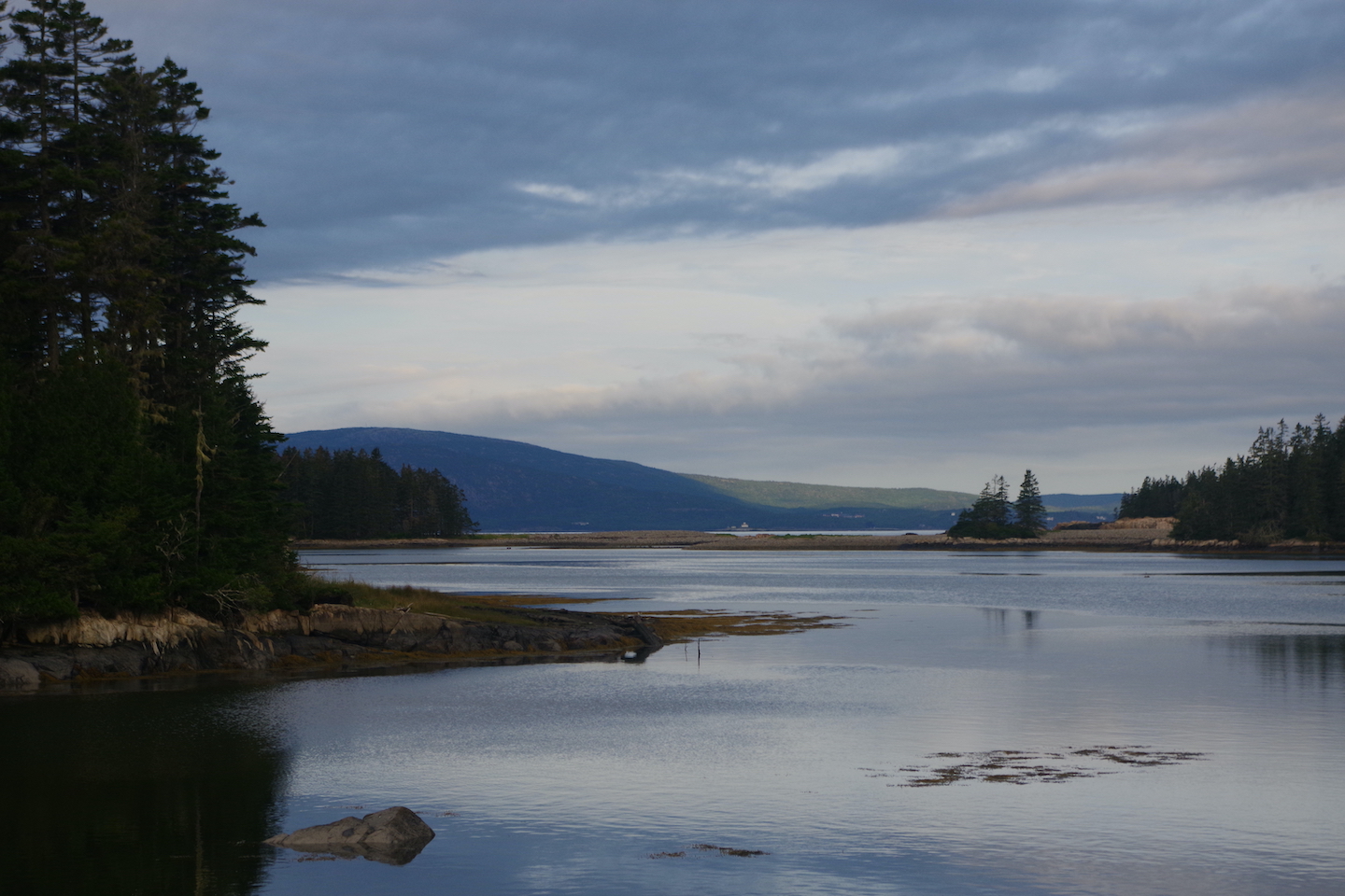 Vue depuis la péninsule de Schoodic dans le parc national d'Acadia