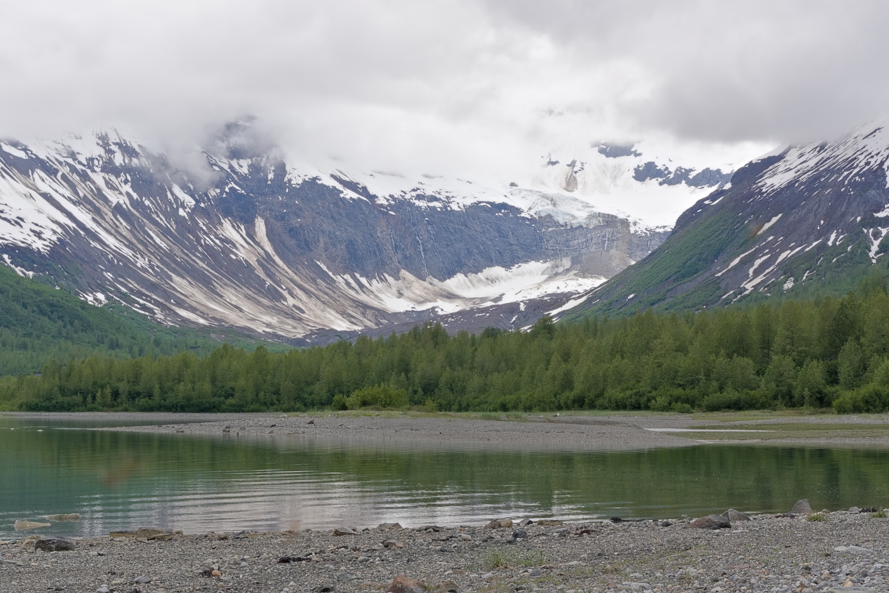 A stunning glacier view along our route into the backcountry.