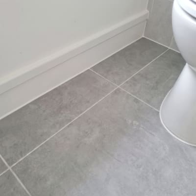 The same bathroom floor after cleaning