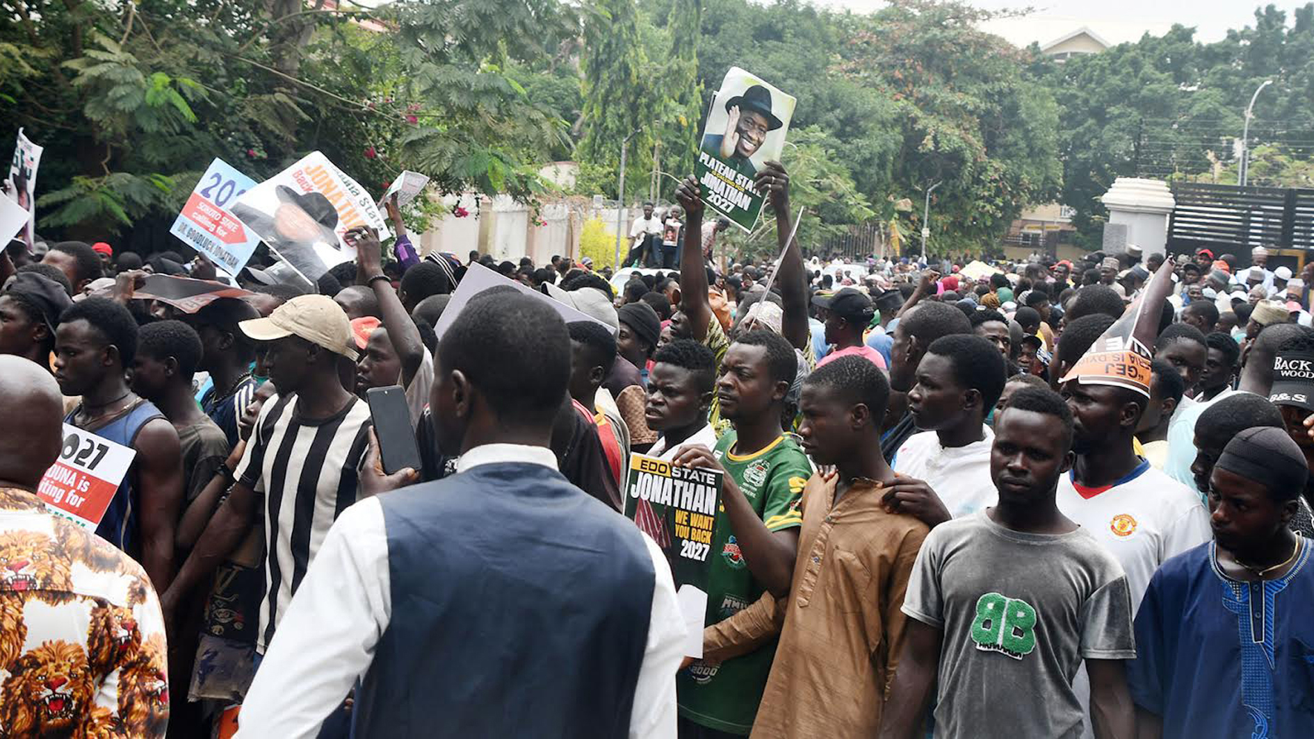 BREAKING: Thousands of Youths Storm Goodluck Jonathan’s Abuja Office Amid 2027 Speculation
