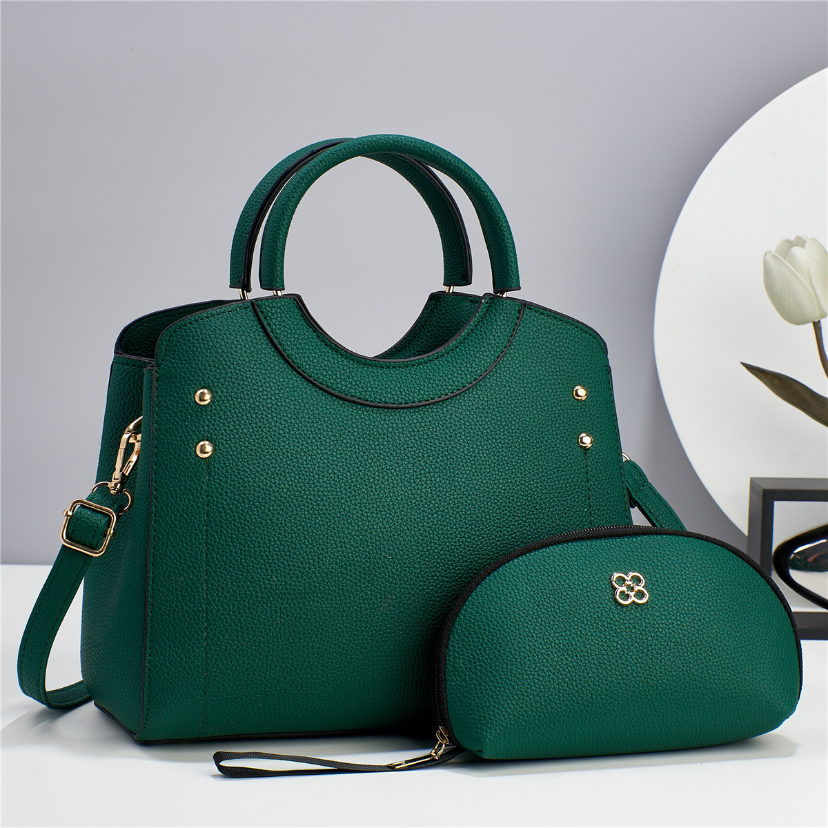 Middle-aged Large Capacity Women's Bag