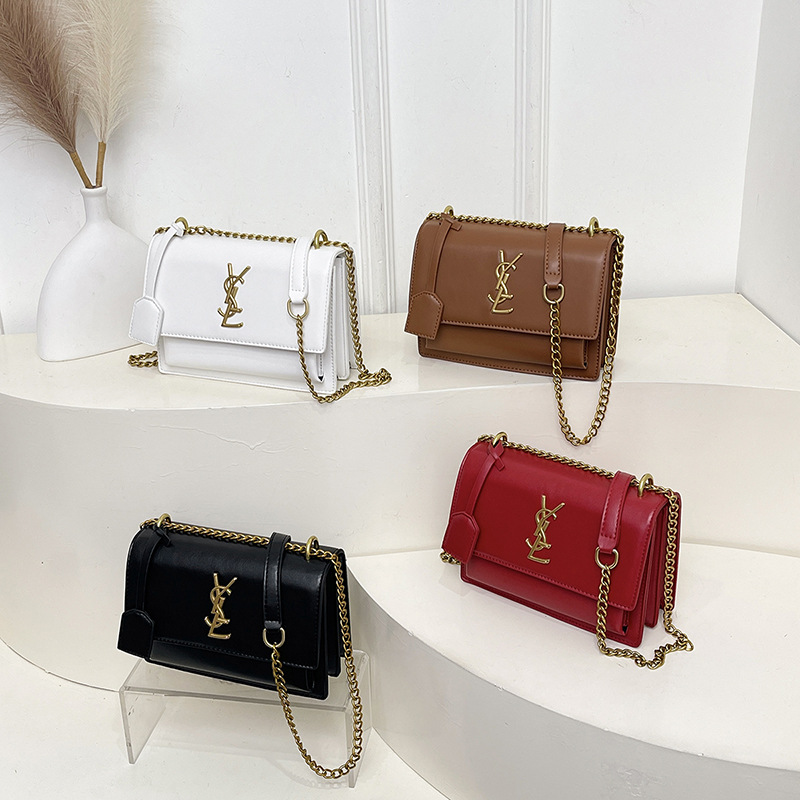 New Women's Shoulder Bag thumbnail