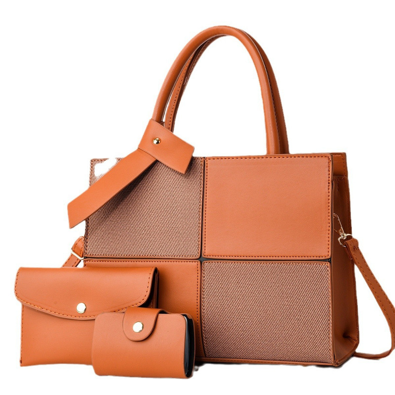 Fashionable Handbag thumbnail
