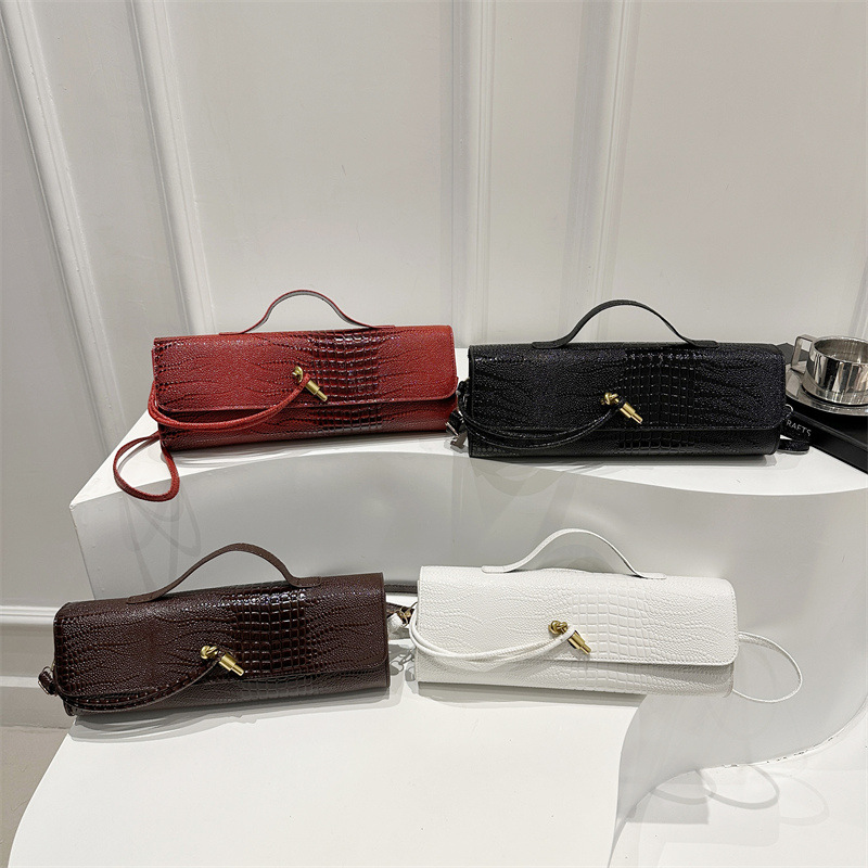 Niche Horizontal Design Trendy Handbag thumbnail