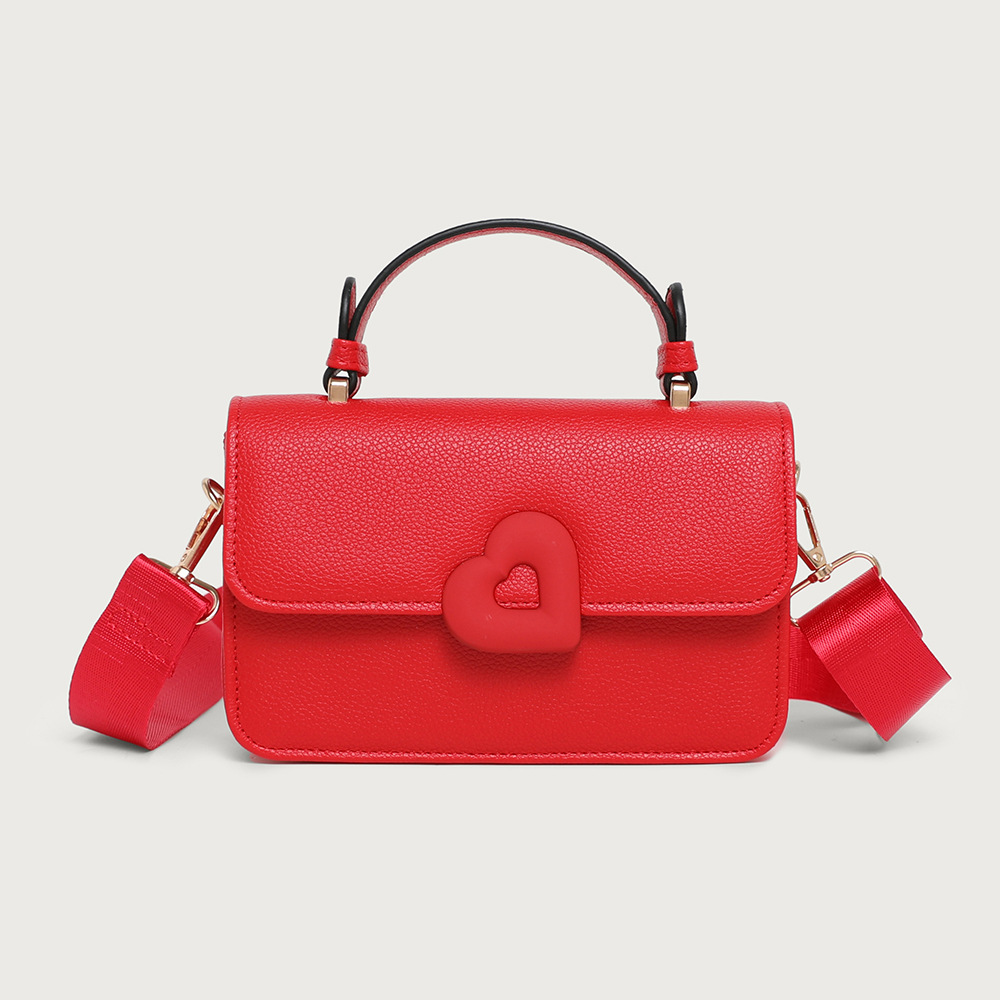 Bag with Heart Decoration thumbnail