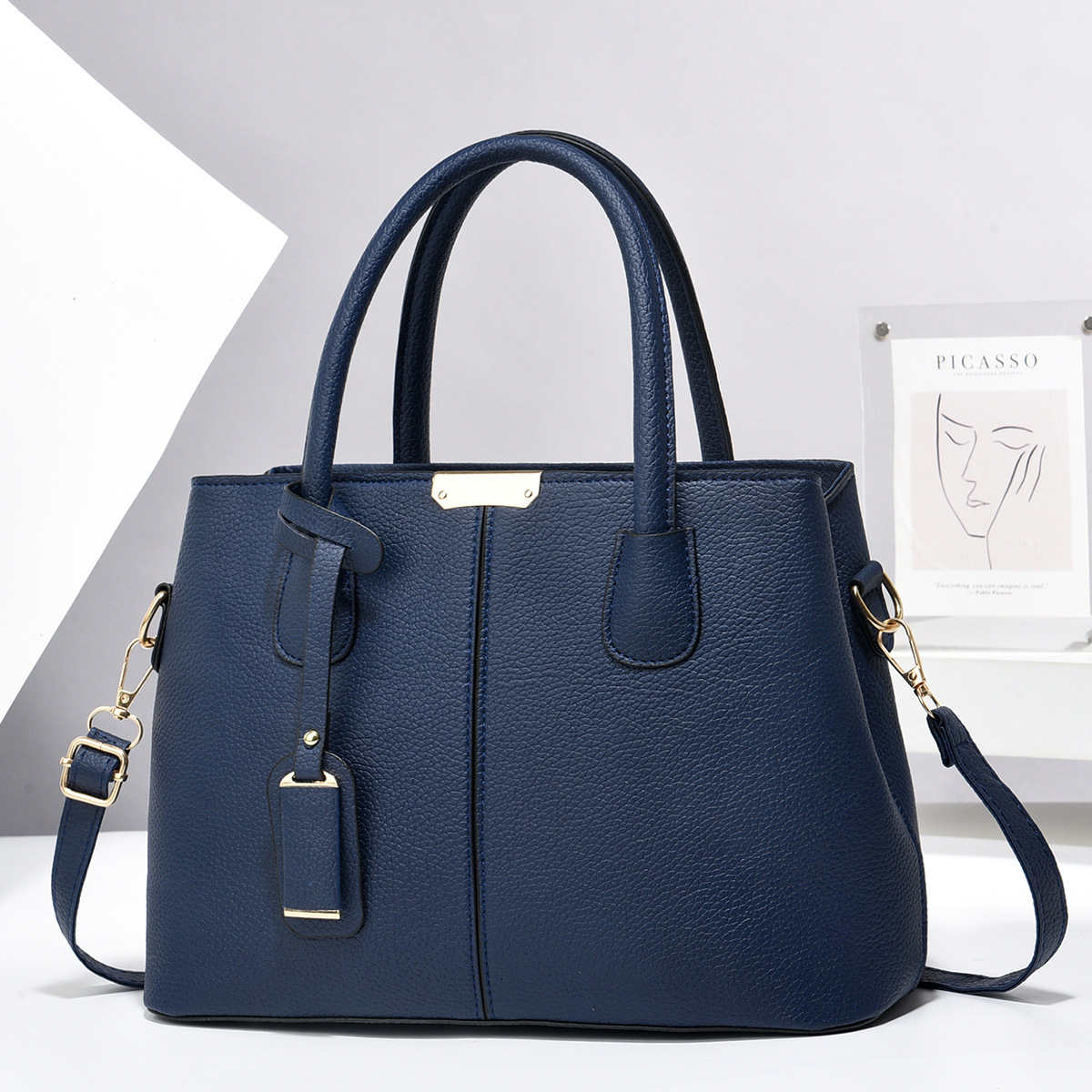 New Fashion Handbag for Middle-Aged Mothers thumbnail