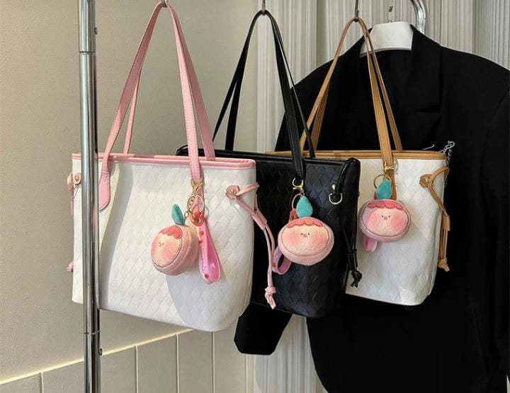 Single-Shoulder Korean-Style Pendant Bag thumbnail