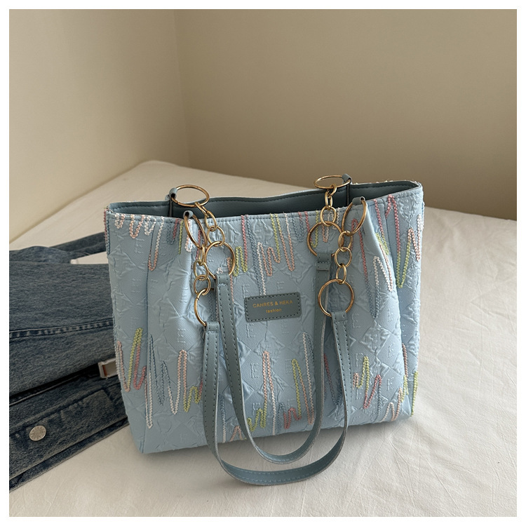 Solid Color New Stylish Shoulder Bag for Women thumbnail