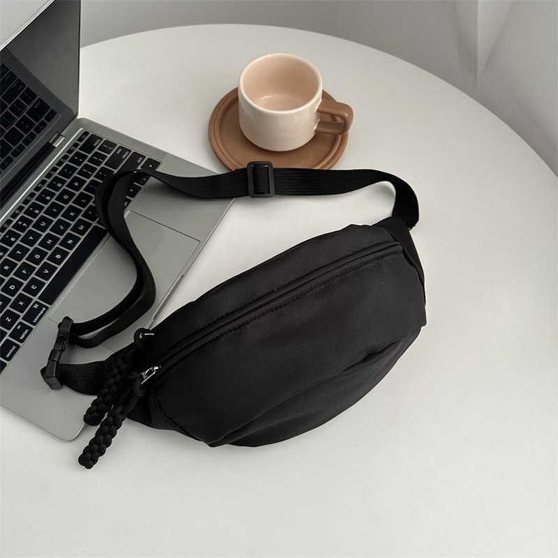 outdoor waist bag thumbnail