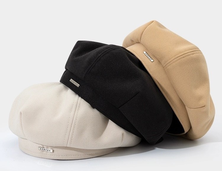 Autumn and Winter New Woolen Beret thumbnail