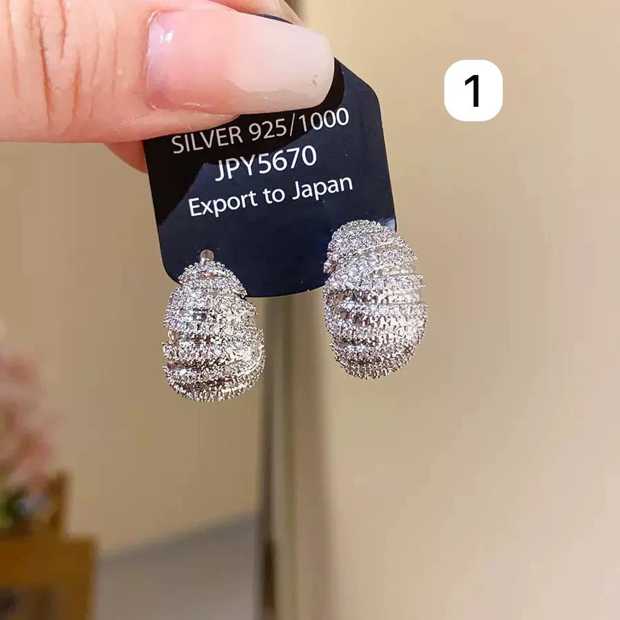 Silver needle zircon spiral textured pendant earrings