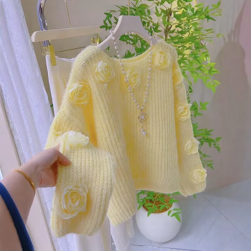 Three-Dimensional Flower Mountain Lazy Style Sweater thumbnail