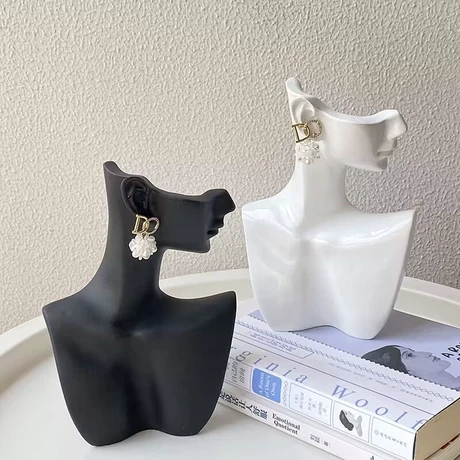 Resin Portrait Necklace Display Stand