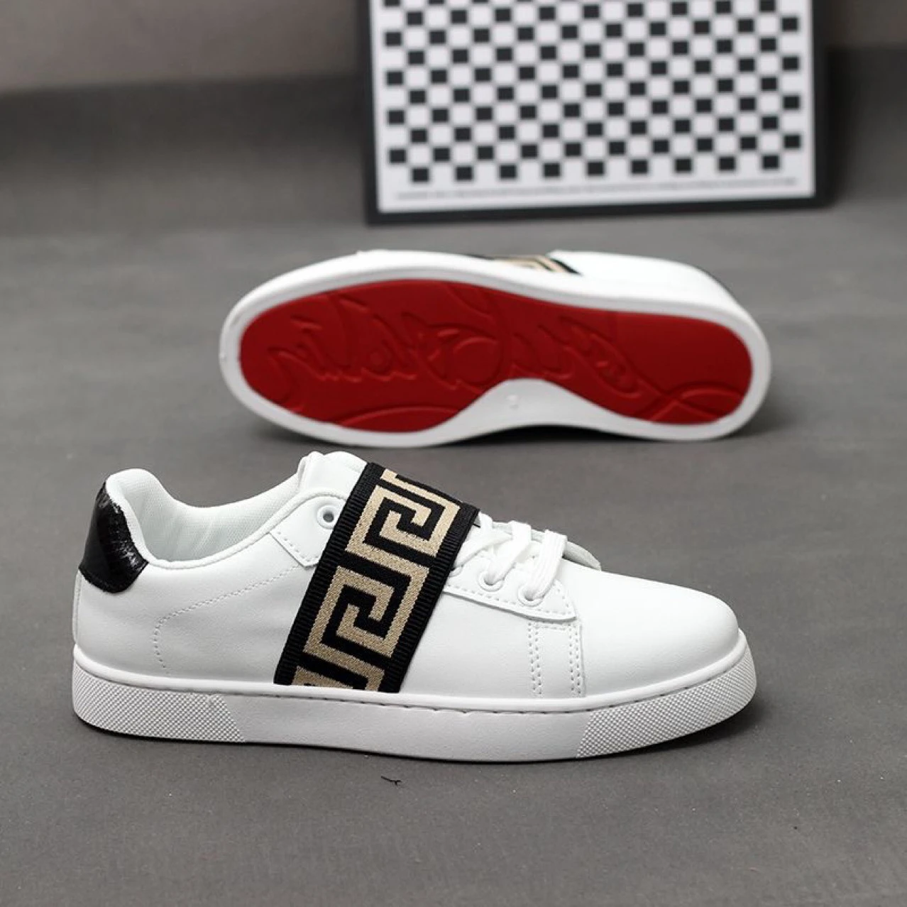 Men's trendy, versatile, breathable sneakers thumbnail