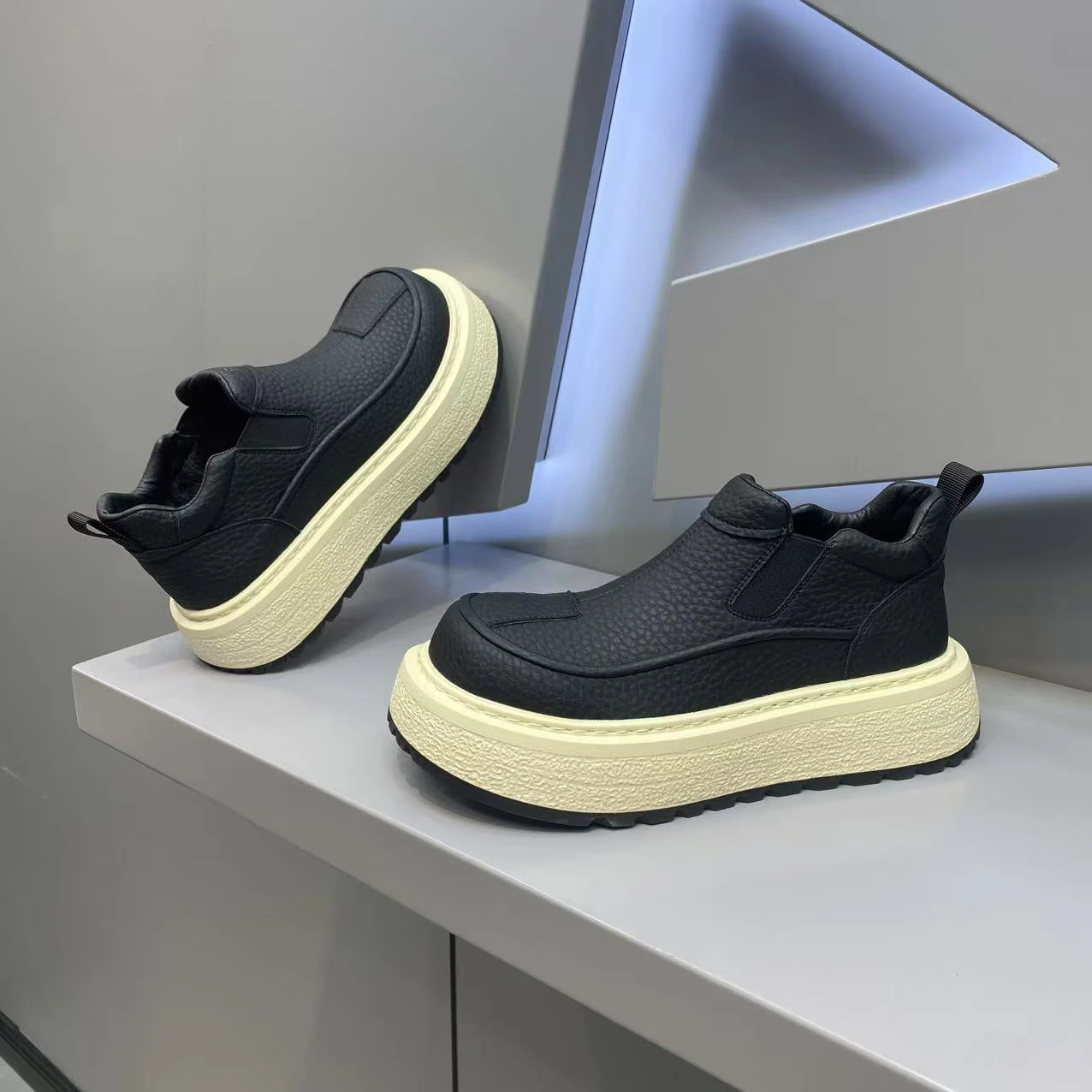 Winter Thick-Soled Men's Single Cotton Casual Shoes thumbnail