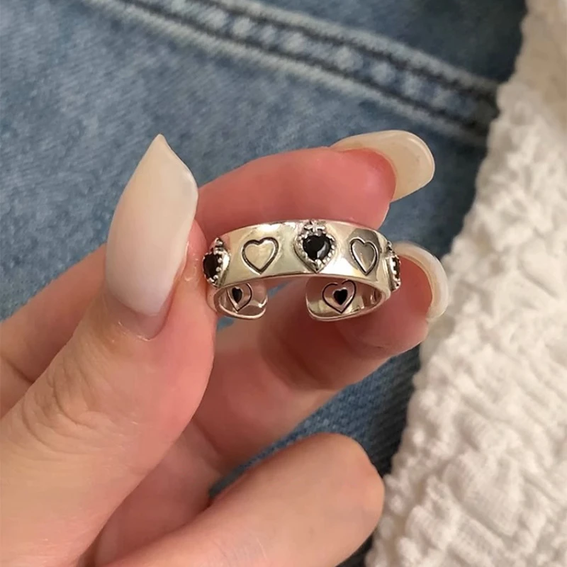 sweet cool black zircon ring female