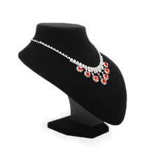 Flannel pendant necklace display props portrait neck model