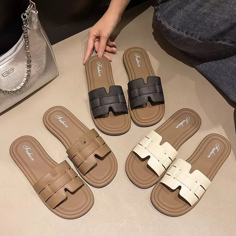 women's strappy sandals thumbnail