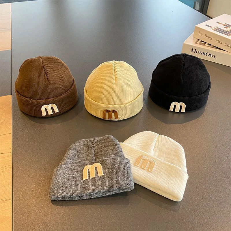 Autumn and Winter Kidsren's Woolen Hats thumbnail