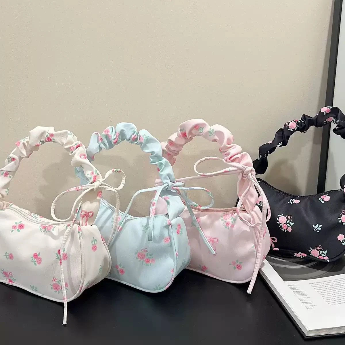 Cute Flower Shoulder Bag Korean Style Casual Bags thumbnail