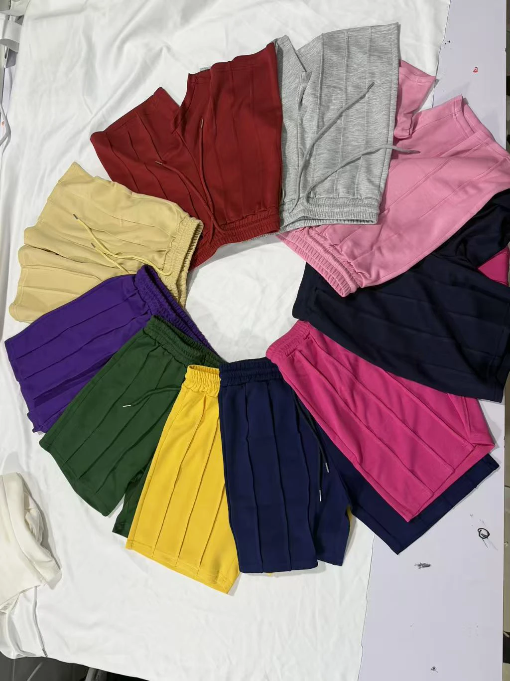 Drawstring Elastic Waist Shorts thumbnail