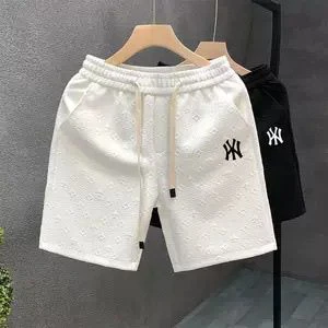 Light Luxury Casual Style White Jacquard Shorts Men's thumbnail