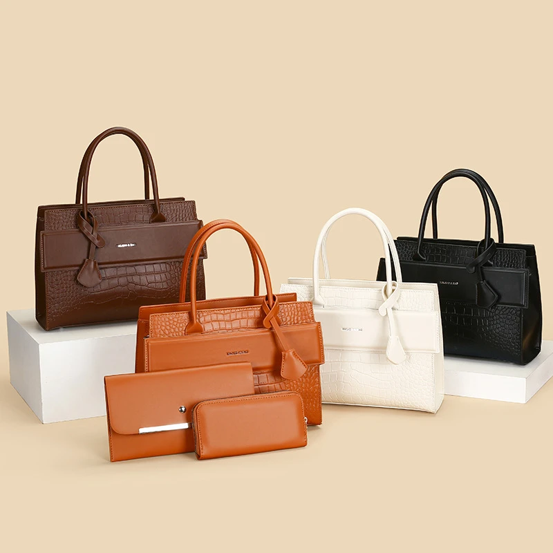 Multi-Piece Set of Mother-In-Law Bags thumbnail