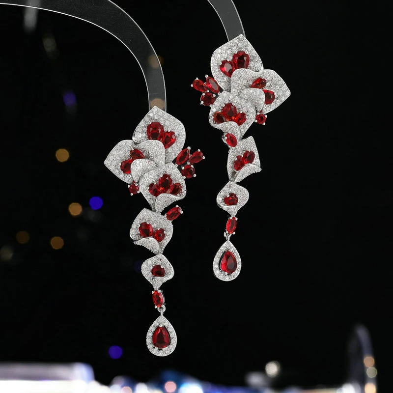 Sophisticated Earrings with a Luxurious Feel, thumbnail