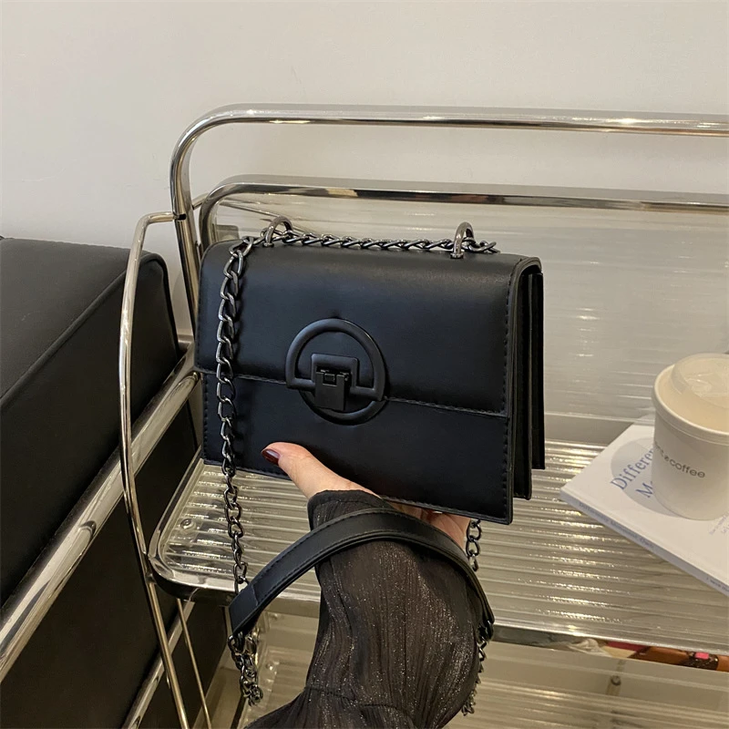 Korean retro minimalist chain shoulder bag thumbnail