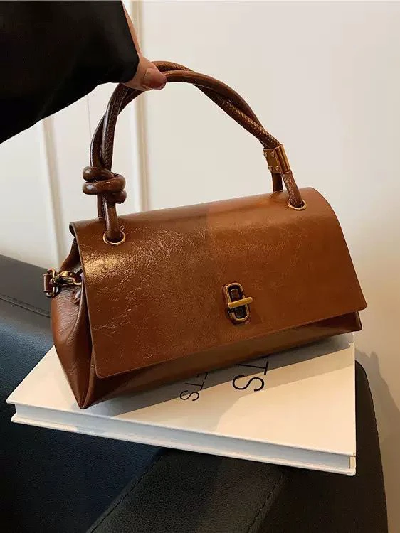 High-End Commuter Women's Bag thumbnail