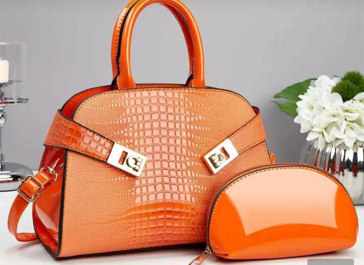 Luxury Women's Bags thumbnail