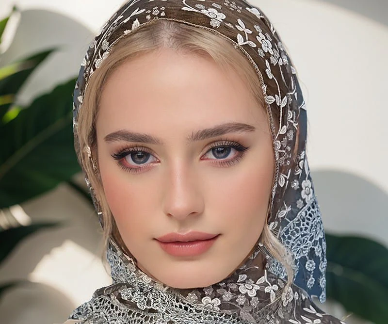 Fashion New Floral Lace Korean Style Triangle Scarf